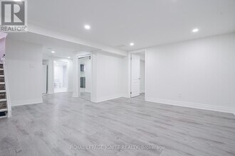 39 Greenock Ave in Toronto, ON - Building Photo - Building Photo