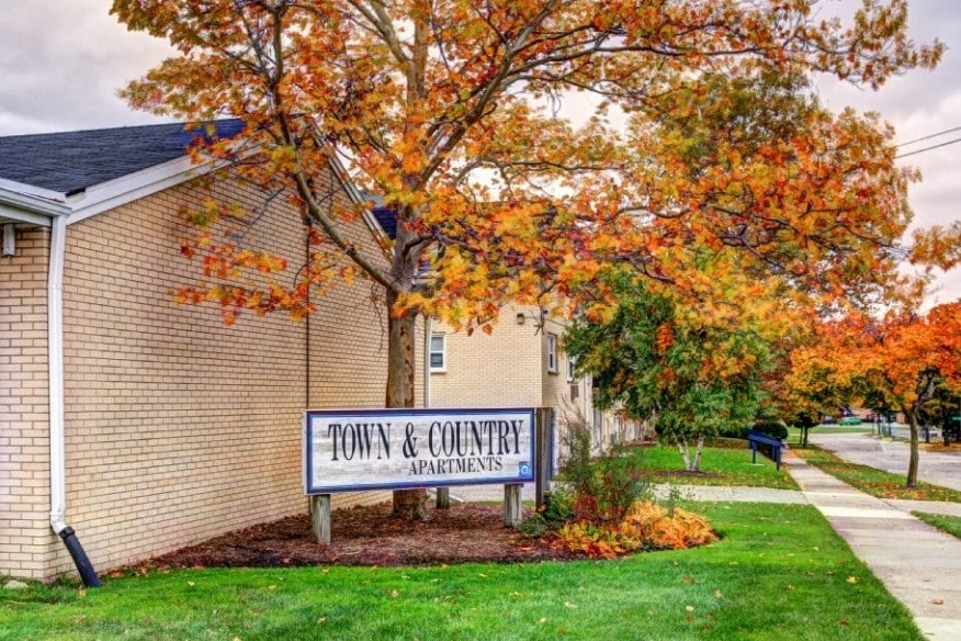 Town & Country Apartments in Grand Rapids, MI - Foto de edificio