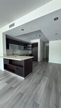 2025 Meridian Ave in Miami Beach, FL - Building Photo - Building Photo