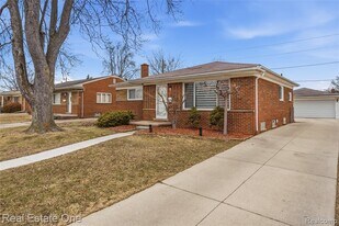 8528 Norborne Ave in Dearborn Heights, MI - Building Photo