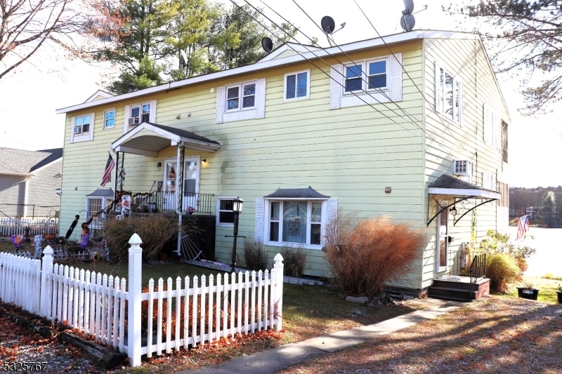 420 A Lake Shore N-Unit -D in Montague, NJ - Building Photo