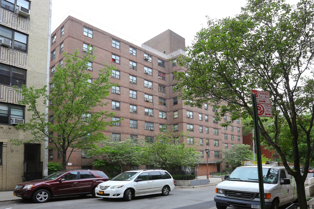 120 W 94th St in New York, NY - Foto de edificio