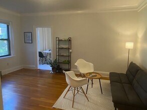 145 Englewood Ave, Unit 2 in Boston, MA - Building Photo - Building Photo