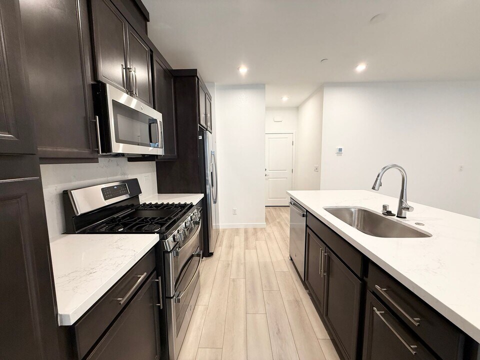 11904 Glide Reflection Ave in Las Vegas, NV - Building Photo