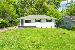 415 Taliwa Dr in Knoxville, TN - Building Photo