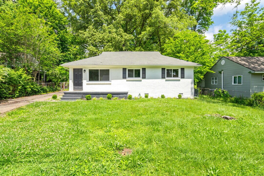 415 Taliwa Dr in Knoxville, TN - Building Photo
