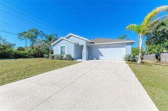 1263 Somerset St in Port Charlotte, FL - Building Photo - Building Photo