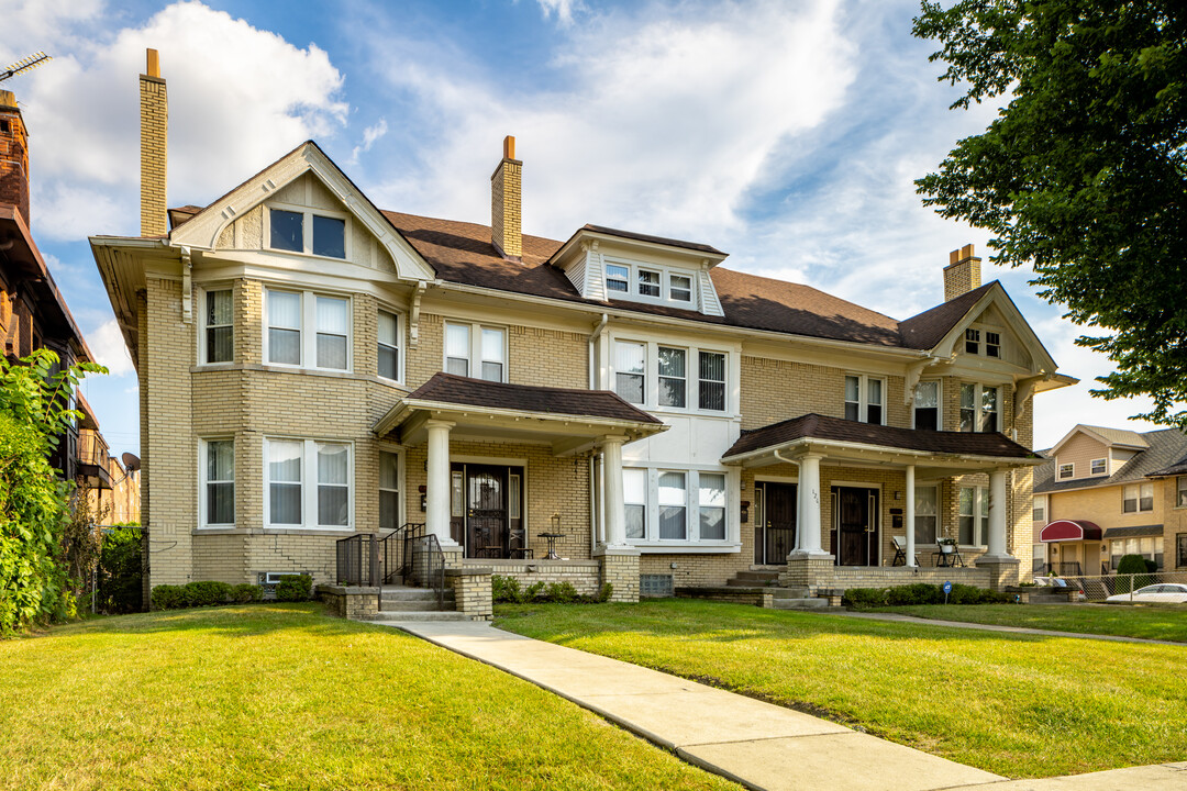 1197 Virginia Park St in Detroit, MI - Foto de edificio