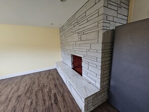 8211 Dogwood St in Mission, BC - Building Photo - Building Photo