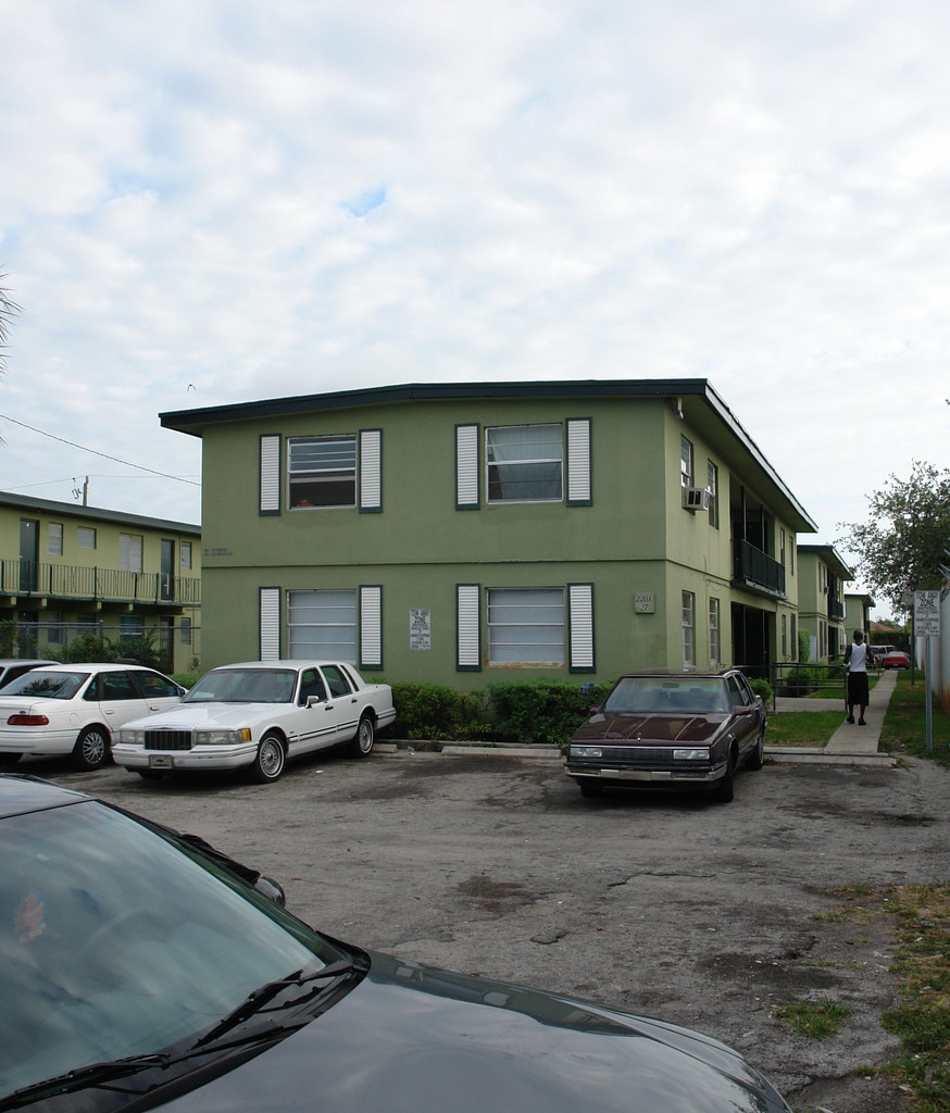 Lenox Apartments Fort Lauderdale