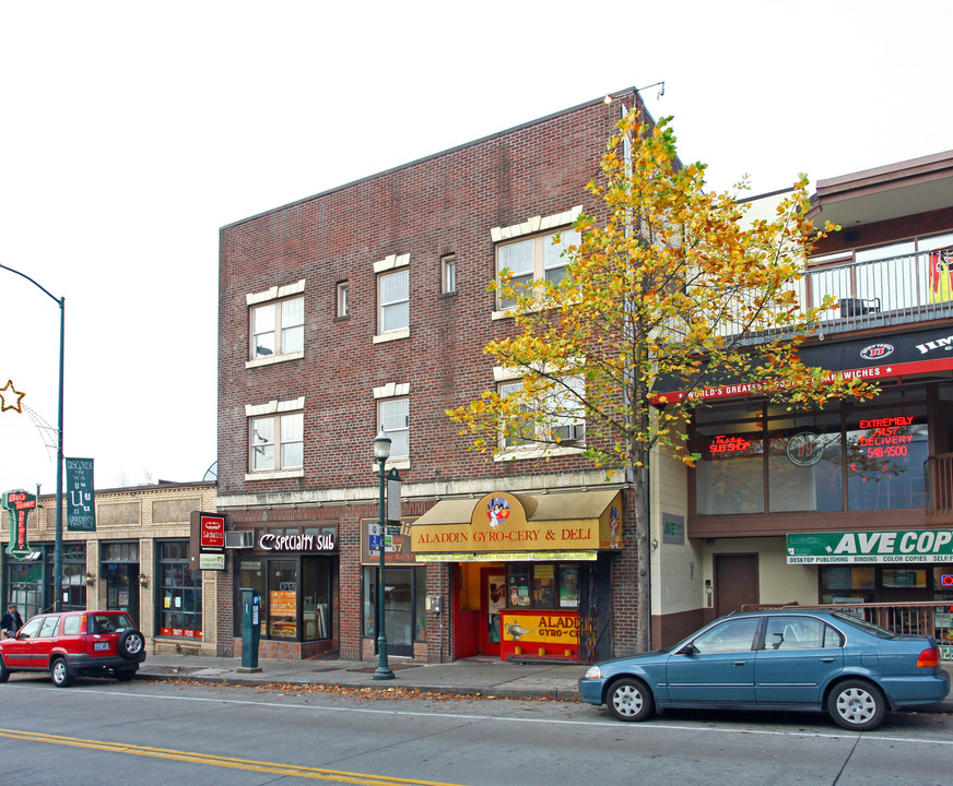 4135-4139 University Way in Seattle, WA - Building Photo