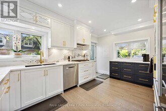 27 Glen Elm Ave in Toronto, ON - Building Photo - Building Photo