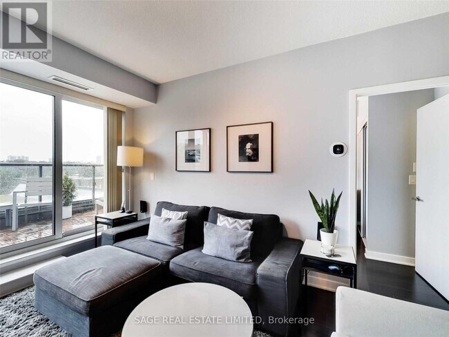 170 Sumach St in Toronto, ON - Building Photo - Building Photo