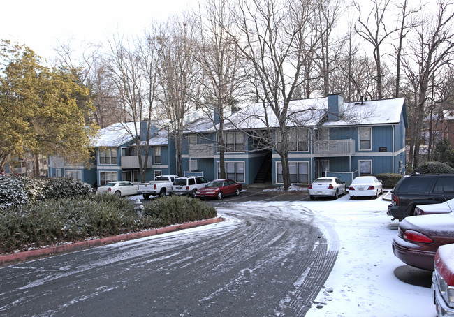 Flagstone Village in Marietta, GA - Foto de edificio - Building Photo