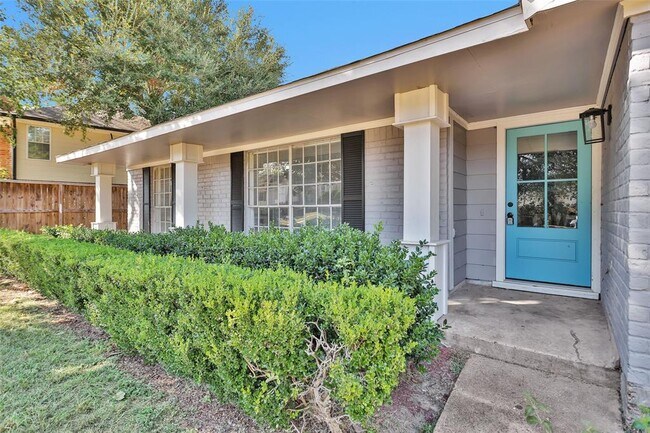 9518 Kindletree Dr in Houston, TX - Building Photo - Building Photo