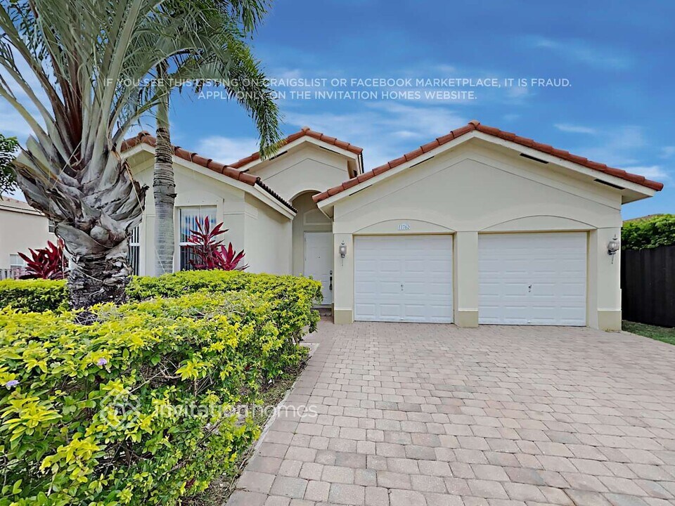 11762 SW 152nd Path in Miami, FL - Building Photo