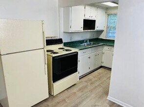 835 Glen Ave, Unit #C in Nashville, TN - Building Photo - Building Photo
