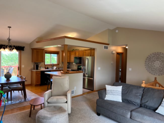 2922 Kenosha Dr NW in Rochester, MN - Building Photo - Building Photo
