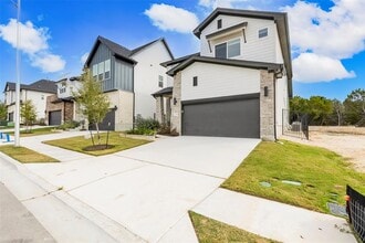 2008 Kit Cir in Austin, TX - Building Photo - Building Photo