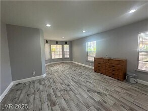 3201 Harbor Vista St in Las Vegas, NV - Building Photo - Building Photo