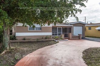 7936 Juniper St in Miramar, FL - Foto de edificio - Building Photo