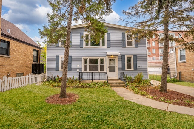property at 3635 N Oconto Ave