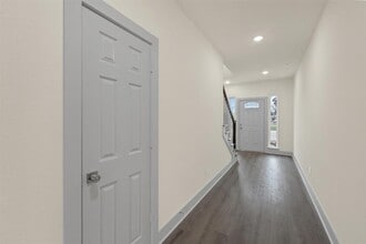 6822 Westover St in Houston, TX - Foto de edificio - Building Photo