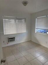 14355 NE 6th Ave-Unit -5 in North Miami, FL - Building Photo - Building Photo