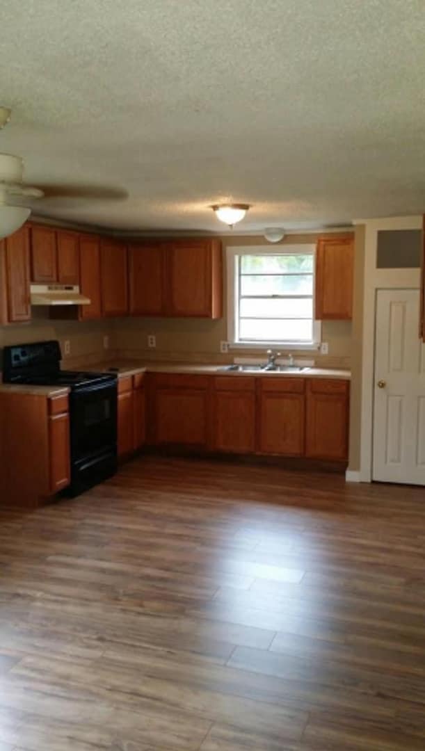 813 Carter St in Sulphur Springs, TX - Building Photo - Building Photo