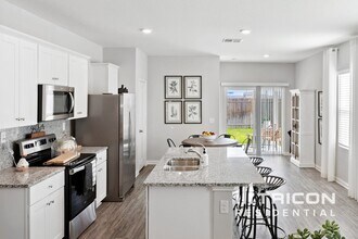 14334 Palm Ridge in San Antonio, TX - Building Photo - Building Photo