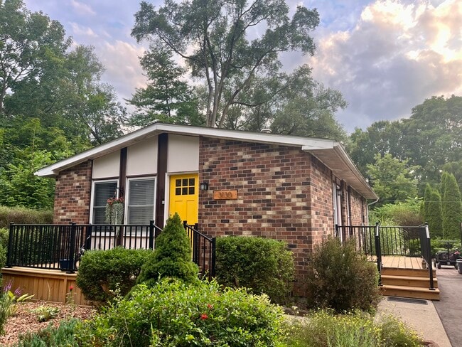 property at 3130 La Salle Dr