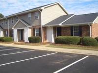 Midway Manor in Pelzer, SC - Foto de edificio - Building Photo