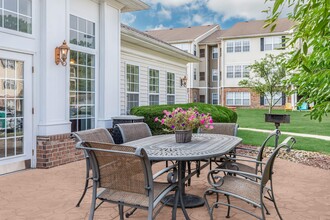 Linden Lane Apartments in Cuyahoga Falls, OH - Building Photo - Building Photo