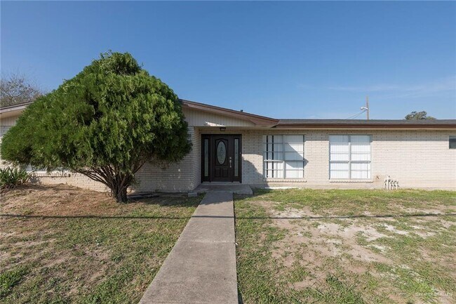 22 N 8th St in McAllen, TX - Building Photo - Building Photo