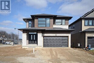 2 Montgomery Wy in Ingersoll, ON - Building Photo