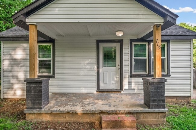 715 Elder St in Clarksville, TN - Building Photo - Building Photo
