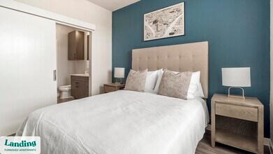 14015 Univ Pass in San Antonio, TX - Foto de edificio - Building Photo