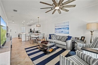 43000 Greenway Blvd in Punta Gorda, FL - Foto de edificio - Building Photo