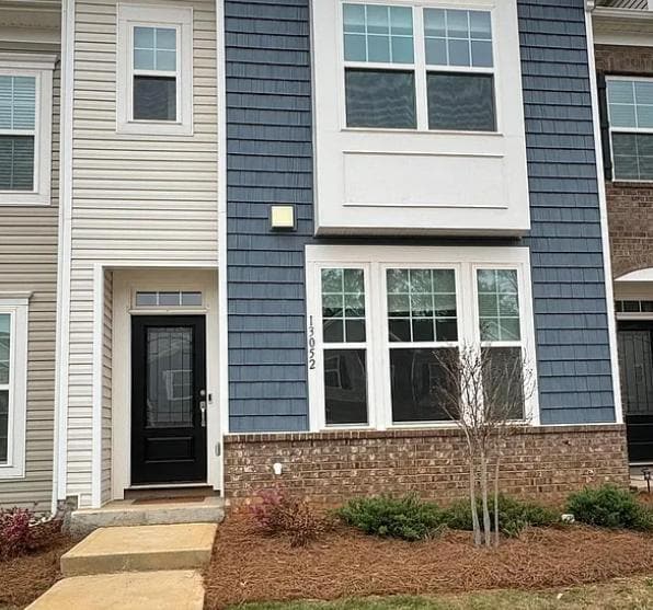 property at 13052 Cottage Crst Ln