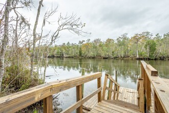 10 Manatee Way in Crawfordville, FL - Building Photo - Building Photo