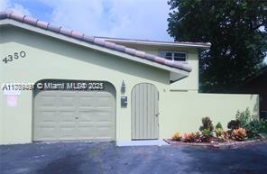 4350 NW 80th Ave in Coral Springs, FL - Building Photo