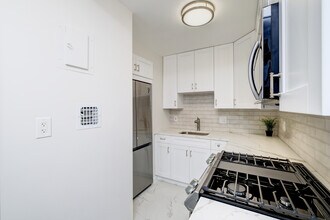 4401 Lee Hwy, Unit 15 in Arlington, VA - Building Photo - Building Photo