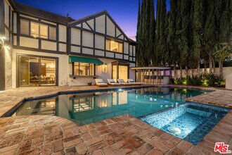 3722 Alonzo Ave in Los Angeles, CA - Building Photo - Building Photo