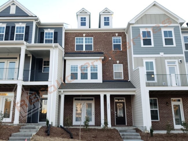 property at 2907 Great Lawn Rd