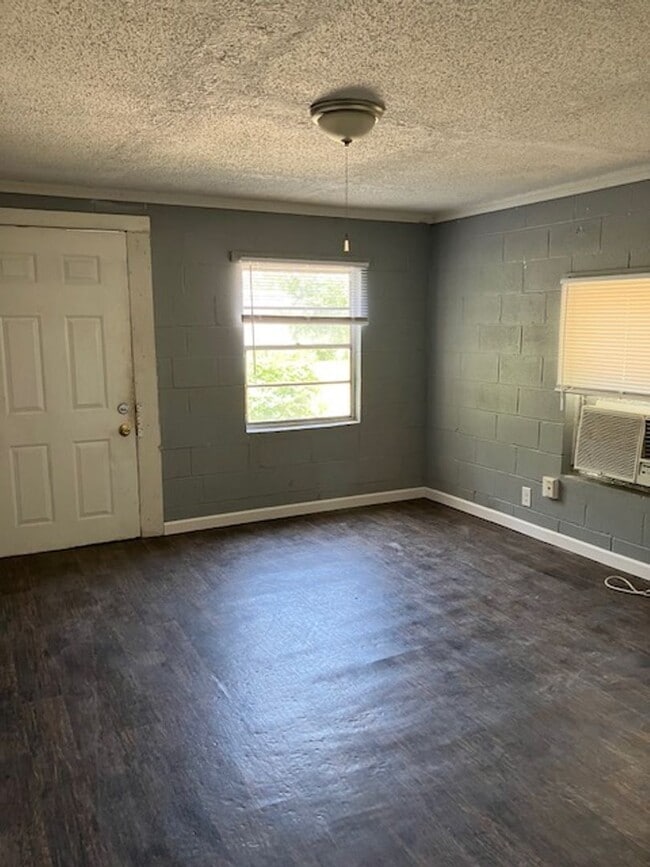 2209 34th St in Gulfport, MS - Building Photo - Building Photo