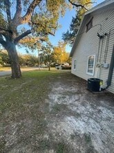 500 W Milam St in Ennis, TX - Building Photo - Building Photo