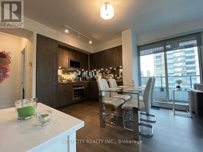 609 Avenue Rd in Toronto, ON - Building Photo - Building Photo