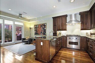 3 Henley Pl in Weehawken, NJ - Building Photo - Building Photo