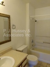 1440 N Idaho Rd-Unit -2047 in Apache Junction, AZ - Building Photo - Building Photo