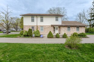 22 Clarence St in Aylmer, ON - Building Photo